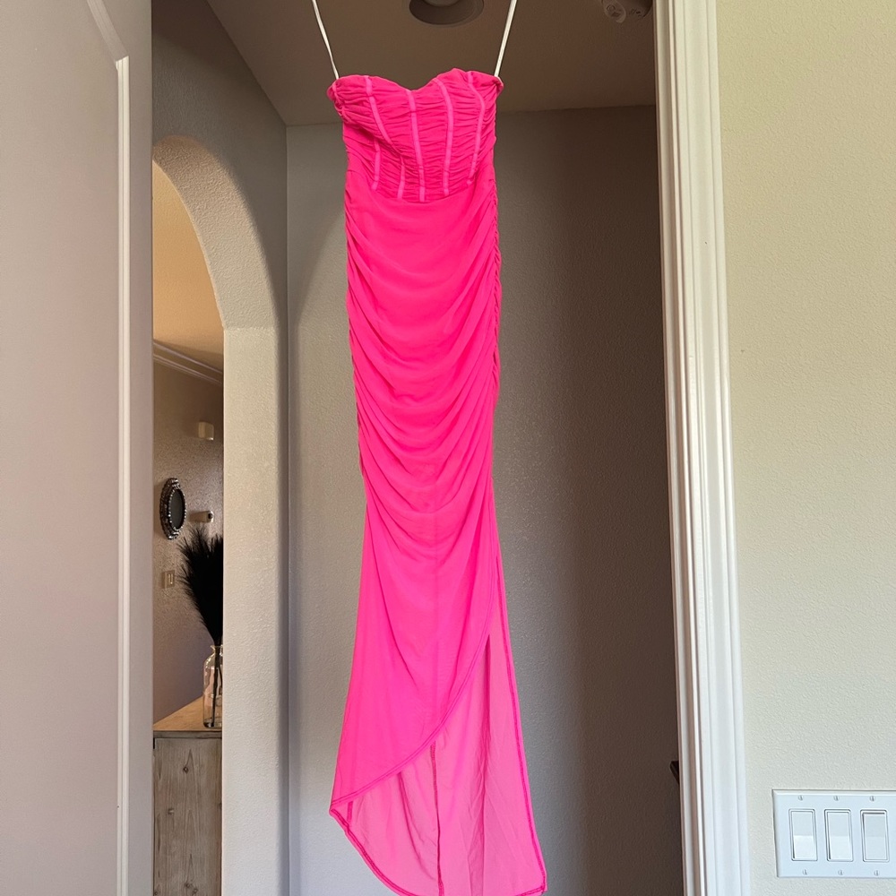 Sage and Paige XS pink midi dress